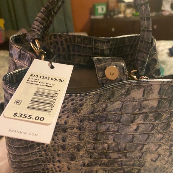 Brand new Brahmin Handbag - Picture 2 of 3